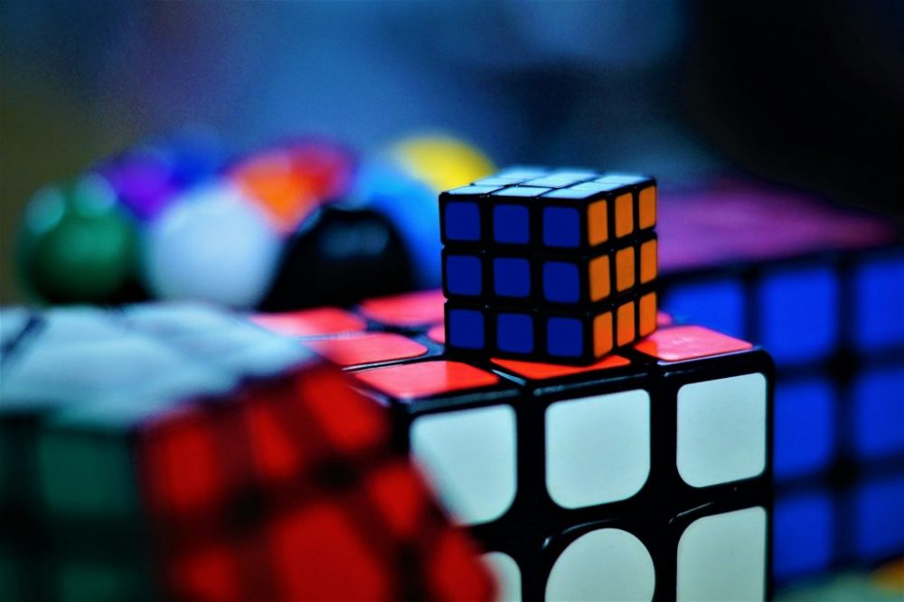 How To Dismantle A Rubik's Cube? A Step-by-step Guide